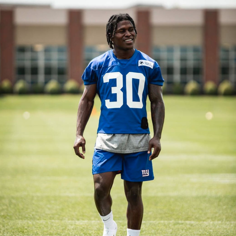 Darnay Holmes